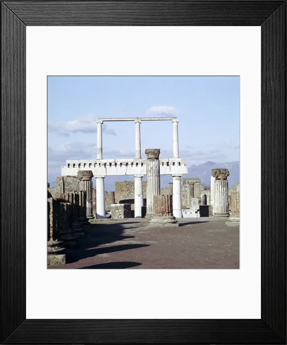 Framed Print : Columns of the Colonnade round the Forumdanc, Pompeii, Italy Framed Print : Columns of the Colonnade round the Forumdanc, Pompeii, Italy