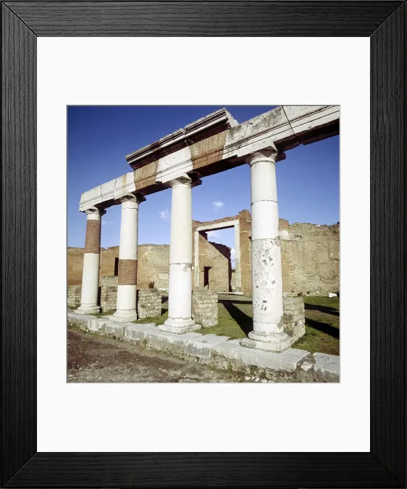 Framed Print : Columns of the Colonnade round the Forum, Pompeii, Italy Framed Print : Columns of the Colonnade round the Forum, Pompeii, Italy