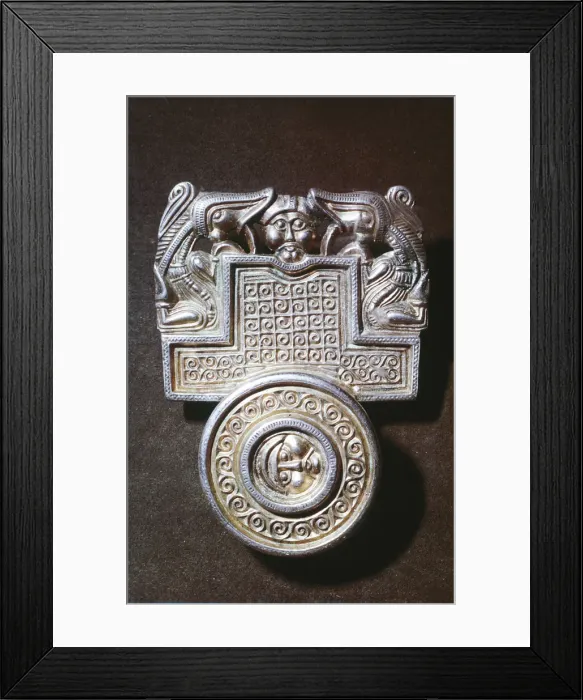 Framed Print : Gilt brooch, Germanic Iron Age, c500 Framed Print : Gilt brooch, Germanic Iron Age, c500
