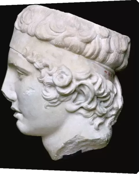 Head of the Diadumenos, 5th century BC