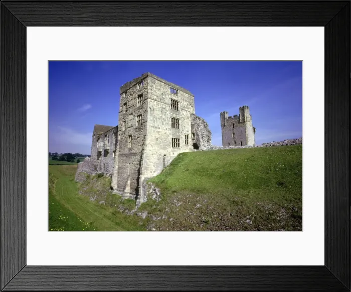 Framed Print : Helmsley Castle, Yorkshire Framed Print : Helmsley Castle, Yorkshire