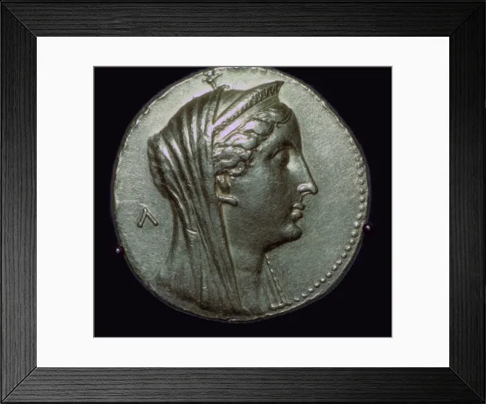 Framed Print : Gold coin of Arsinoe II, 3rd century BC Framed Print : Gold coin of Arsinoe II, 3rd century BC