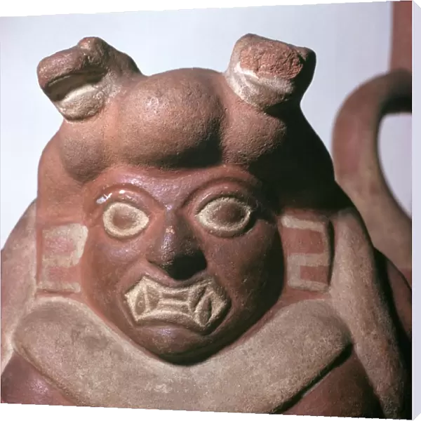Peruvian earthenware bottle in the form of a squatting figure, 5th century