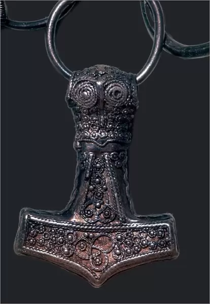 Viking Thors Hammer pendant, 10th century