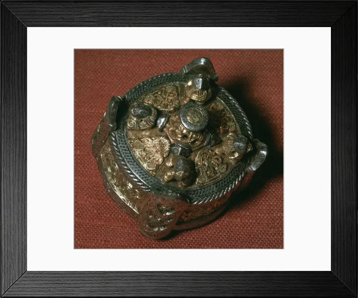 Framed Print : Silver-gilt Viking fibula Framed Print : Silver-gilt Viking fibula