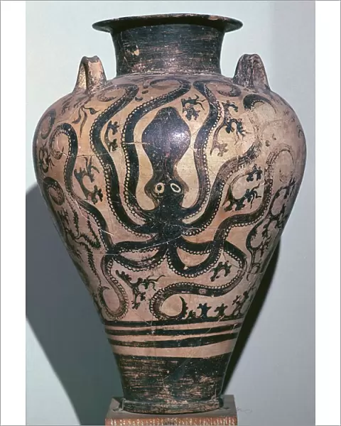 Mycenaen amphora with octopus design, 16th century BC