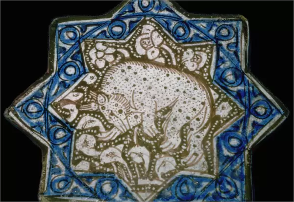 Small tile with a spotted hyena or bear, 13th century