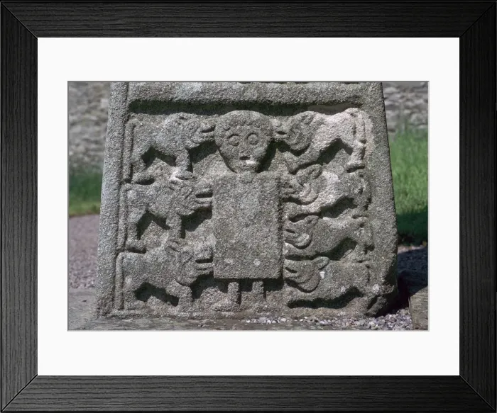 Framed Print : Depiction of Daniel in the Lions Den on the Moone Cross, 7th century Framed Print : Depiction of Daniel in the Lions Den on the Moone Cross, 7th century