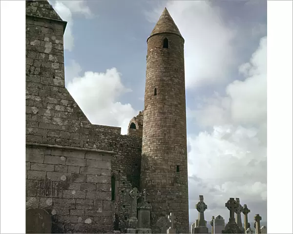 Celtic round tower, 11th century
