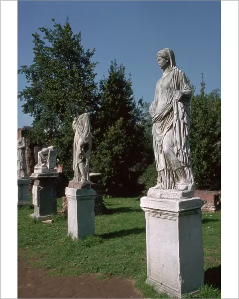 Statues of Vestal Virgins, 1st century