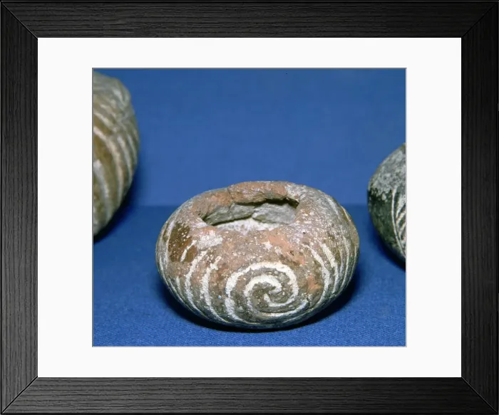 Framed Print : Cycladic decorated pottery bowl, 31st century BC Framed Print : Cycladic decorated pottery bowl, 31st century BC