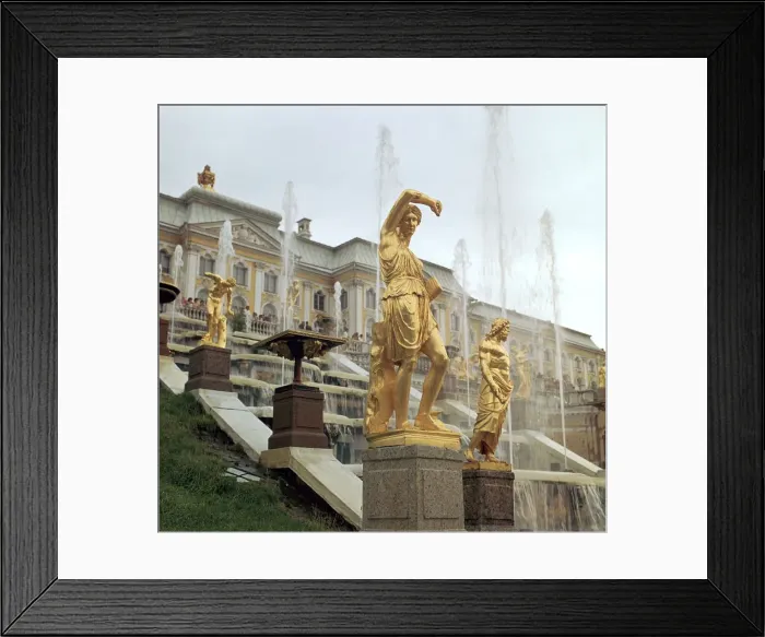 Framed Print : Petrodovorets Palace near St Petersburg, 19th century Framed Print : Petrodovorets Palace near St Petersburg, 19th century