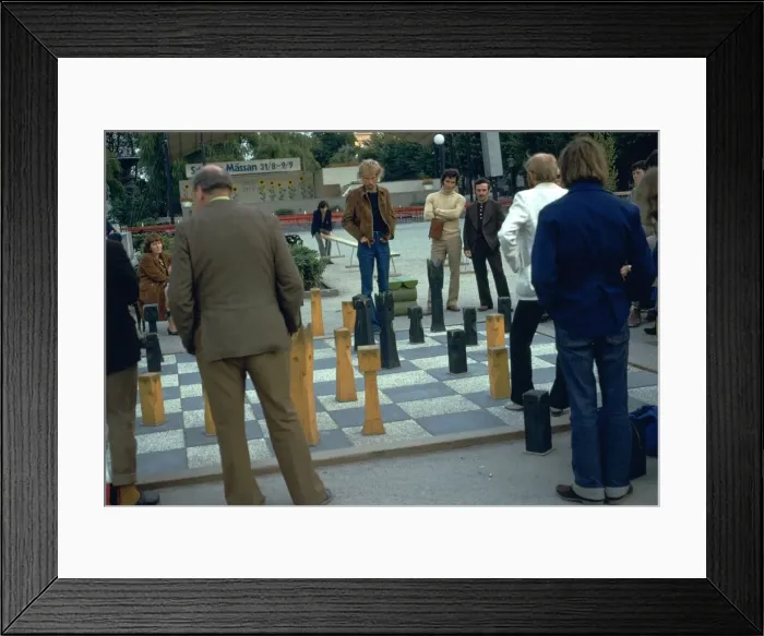 Framed Print : Chess game on a summer evening in Kungstradgarden Framed Print : Chess game on a summer evening in Kungstradgarden