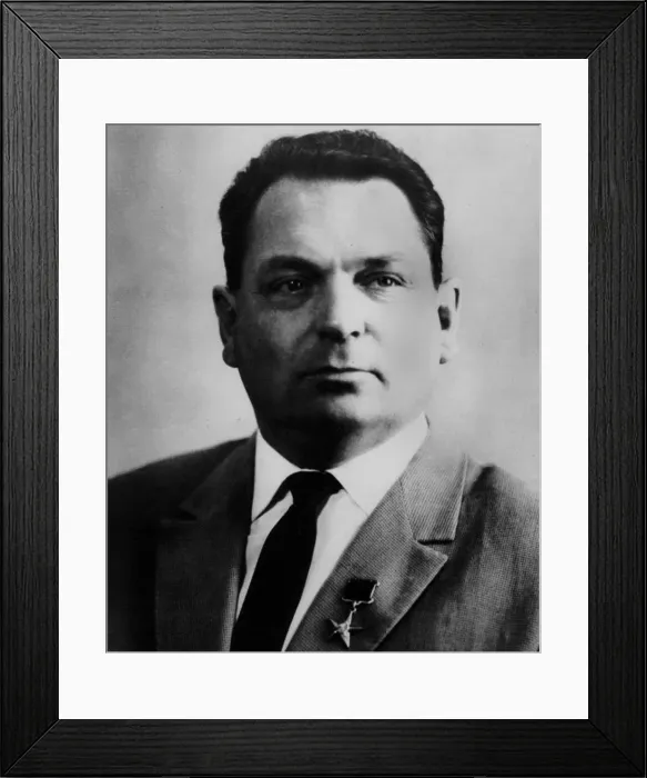 Framed Print : Portrait of the rocketry pioneer Vasily Pavlovich Mishin (1917-2001), 1970s Framed Print : Portrait of the rocketry pioneer Vasily Pavlovich Mishin (1917-2001), 1970s