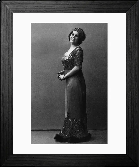 Framed Print : Nadezhda Vasilievna Plevitskaya (1884-1940), 1910s Framed Print : Nadezhda Vasilievna Plevitskaya (1884-1940), 1910s