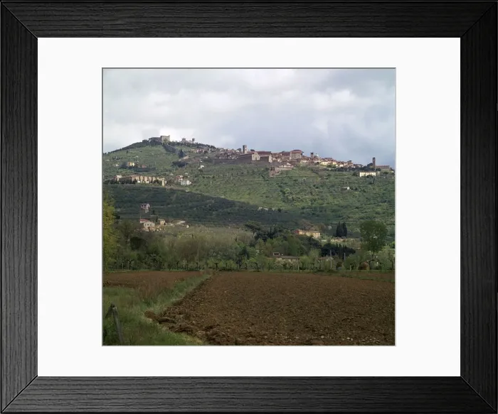 Framed Print : Cortona, a hill town in central Italy Framed Print : Cortona, a hill town in central Italy