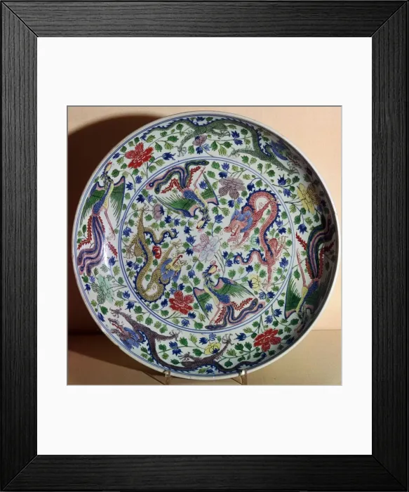 Framed Print : Chinese porcelain dish with a design of dragons and phoenixes, 17th century BC Framed Print : Chinese porcelain dish with a design of dragons and phoenixes, 17th century BC