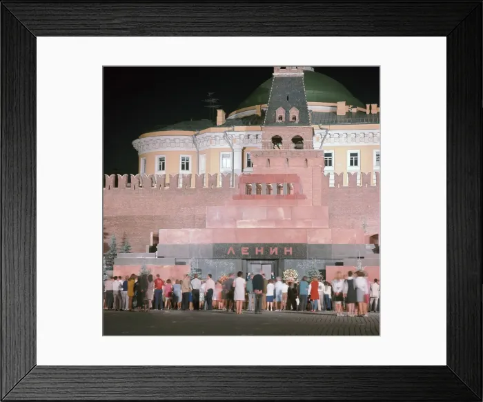 Framed Print : Lenins Tomb Framed Print : Lenins Tomb
