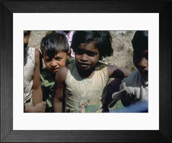 Framed Print : Sri Lankan children. Artist: CM Dixon Framed Print : Sri Lankan children. Artist: CM Dixon