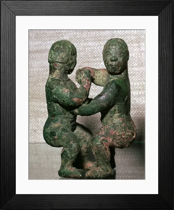Framed Print : Bronze figures of two wrestlers, Eastern Zhou Dynasty, China, c5th-4th Century BC Framed Print : Bronze figures of two wrestlers, Eastern Zhou Dynasty, China, c5th-4th Century BC