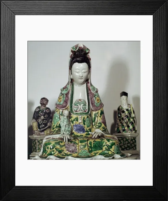Framed Print : Statuette Chinese of Kuan-Yin, 17th century Framed Print : Statuette Chinese of Kuan-Yin, 17th century
