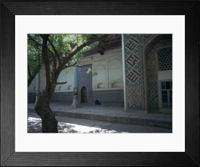 Framed Print : Muslim at prayer in a mosque in Samarkand Framed Print : Muslim at prayer in a mosque in Samarkand