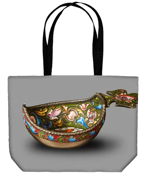 Kovsh (drinking vessel or ladle), Between 1899 and 1908. Artist: Ruckert, Fyodor, (Faberge manufacture) (active 1890-1917)