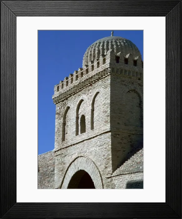 Framed Print : Tower and gateway into the courtyard of the Great Mosque of Kairouan, 7th century Framed Print : Tower and gateway into the courtyard of the Great Mosque of Kairouan, 7th century