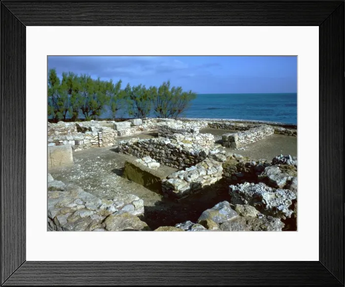 Framed Print : Walls of houses in the Punic town at Kerkovane, 5th century Framed Print : Walls of houses in the Punic town at Kerkovane, 5th century