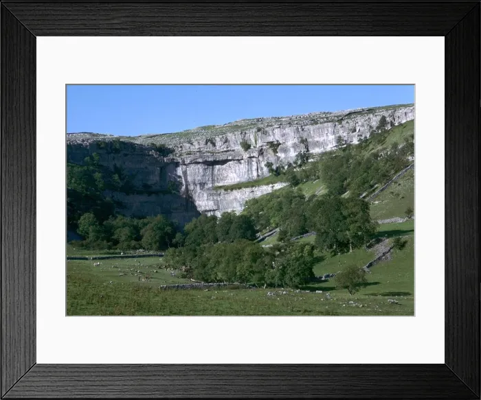 Framed Print : Malham, Yorkshire Framed Print : Malham, Yorkshire