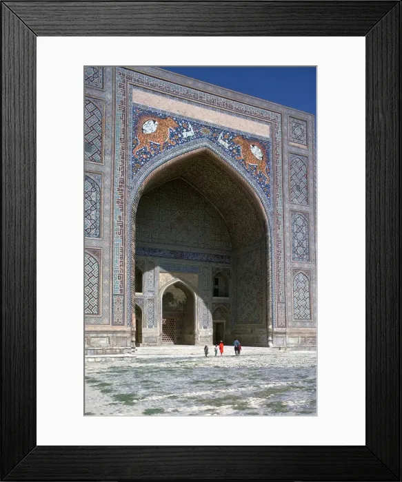 Framed Print : Facade of Shir-Dar Madrasa, 17th century Framed Print : Facade of Shir-Dar Madrasa, 17th century