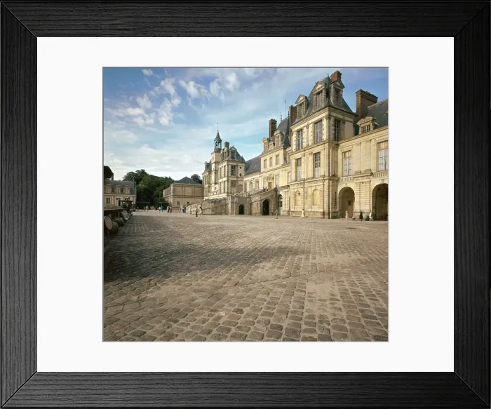 Framed Print : Cour du Cheval Blanc, 16th century Framed Print : Cour du Cheval Blanc, 16th century