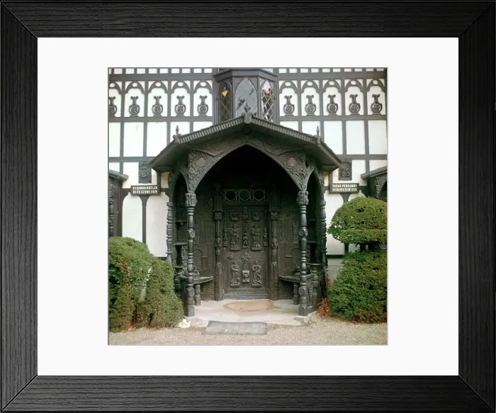 Framed Print : Timber-framed black and white house, 18th century Framed Print : Timber-framed black and white house, 18th century