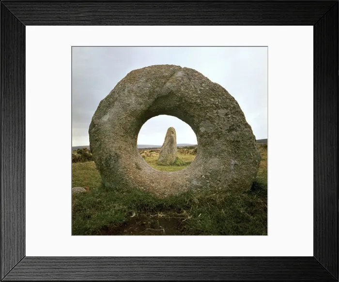 Framed Print : Men-An-Tol Stones, 17th century BC Framed Print : Men-An-Tol Stones, 17th century BC