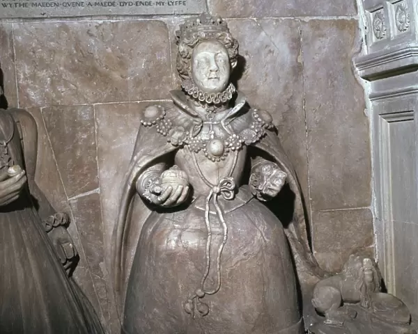 Alabaster statue of Queen Elizabeth I, 16th century