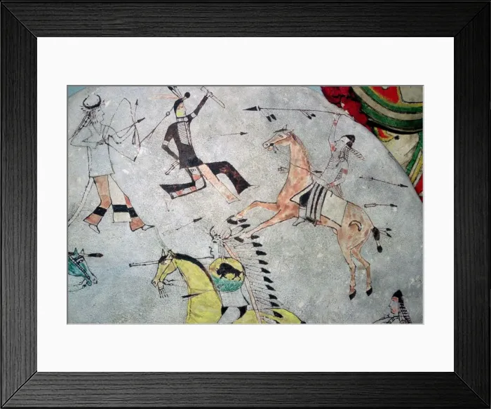Framed Print : Detail of a war shield showing North American Indians in battle