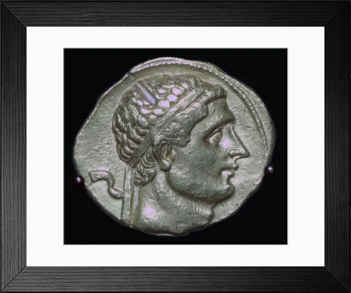 Framed Print : Gold Stater of King Diodotus of Bactria, 3rd century BC Framed Print : Gold Stater of King Diodotus of Bactria, 3rd century BC