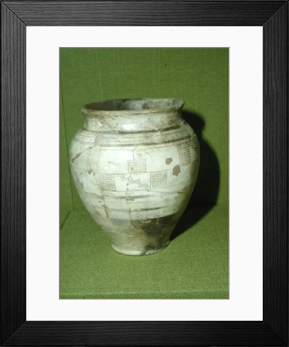 Framed Print : Celtic Pot from Manching Oppidm near Ingolstadt, Germany, 1st century BC Framed Print : Celtic Pot from Manching Oppidm near Ingolstadt, Germany, 1st century BC