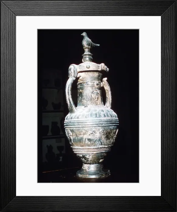 Framed Print : Etruscan Bucchero Vase from Chiusi, 7th century BC-6th century BC Framed Print : Etruscan Bucchero Vase from Chiusi, 7th century BC-6th century BC