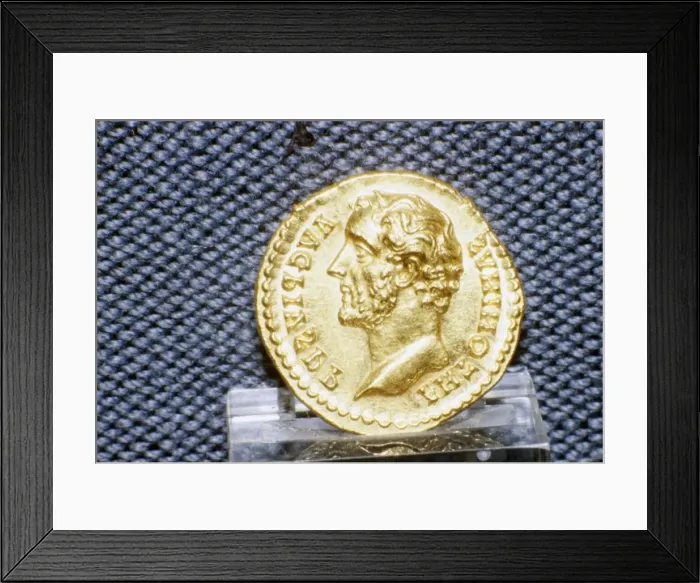 Framed Print : Gold Coin of Roman Emperor, Antonius Pius, 138-161 Framed Print : Gold Coin of Roman Emperor, Antonius Pius, 138-161