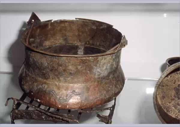 Roman bronze cooking-pot