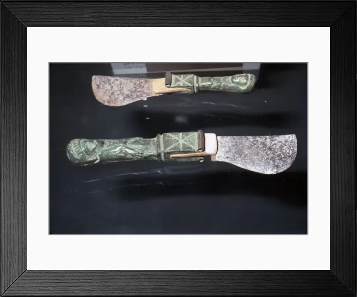 Framed Print : Roman Surgeons Knife, c2nd century Framed Print : Roman Surgeons Knife, c2nd century