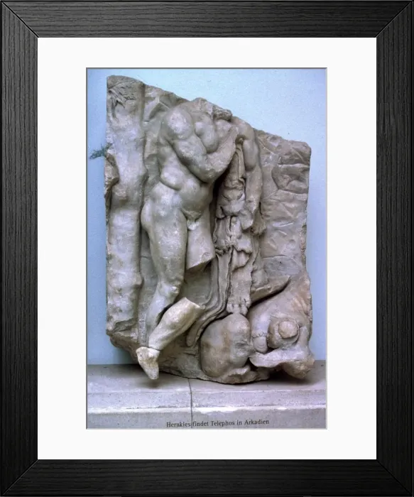 Framed Print : Pergamon Altar detail, early 2nd century Framed Print : Pergamon Altar detail, early 2nd century