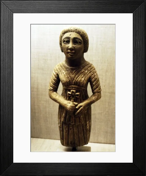 Framed Print : Coptic figure of woman clasping a crucifix, Sheik Ibada, Upper Egypt, 350-400