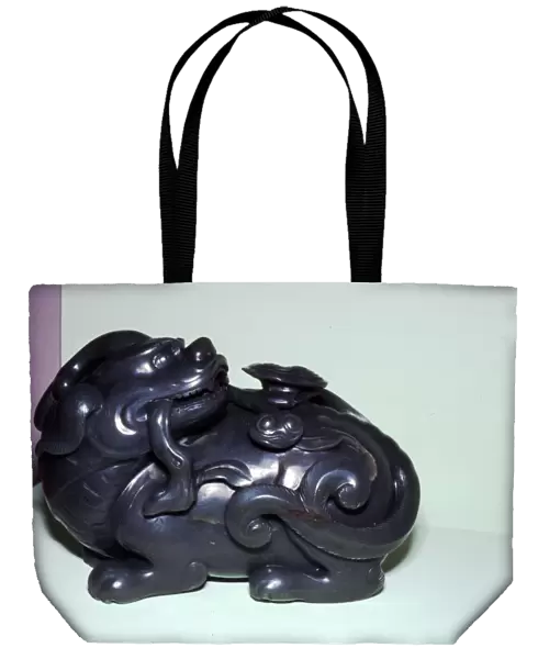 Chinese Jade Lion, symbolises energy for Taoists