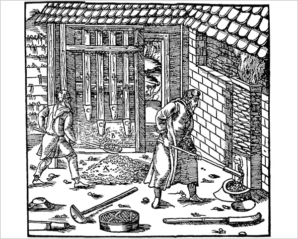 Stamping and roasting ore to extract metal, 1556