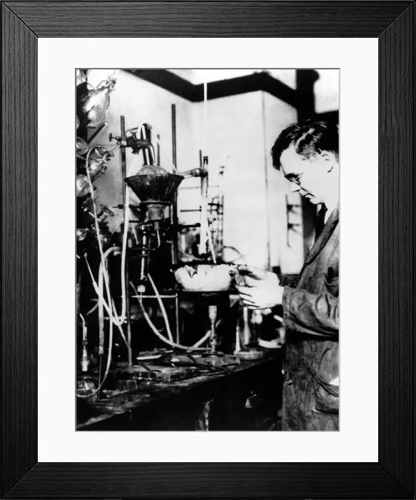 Framed Print : Wallace Hume Carothers, American industrial chemist, c1927-1937 Framed Print : Wallace Hume Carothers, American industrial chemist, c1927-1937