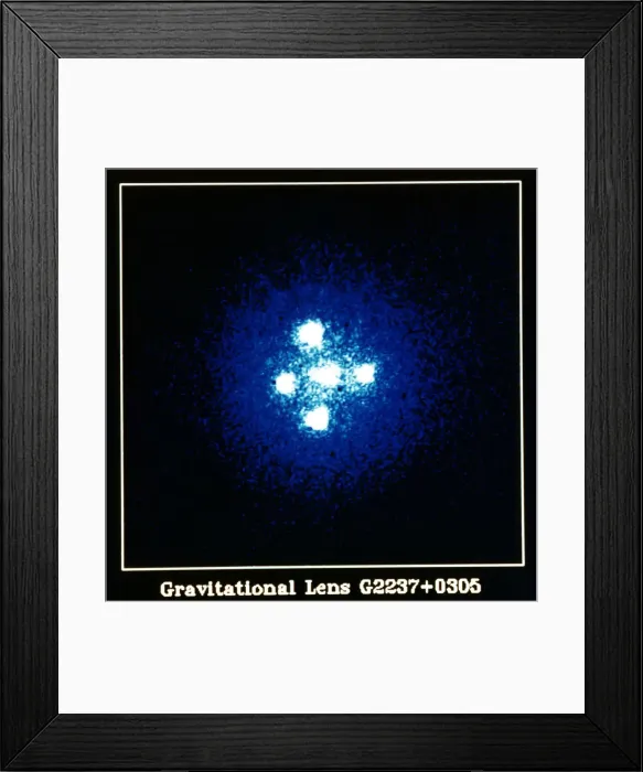 Framed Print : Gravitation lens G2237+0305 Framed Print : Gravitation lens G2237+0305
