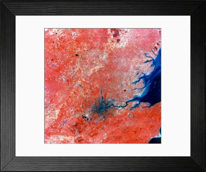 Framed Print : Composite photograph of London taken by Landsat 2, 29 July 1975