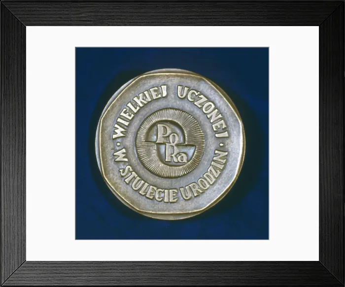Framed Print : Medal commemorating Marie Sklodowska Curie, Polish-born French physicist, 1967 Framed Print : Medal commemorating Marie Sklodowska Curie, Polish-born French physicist, 1967